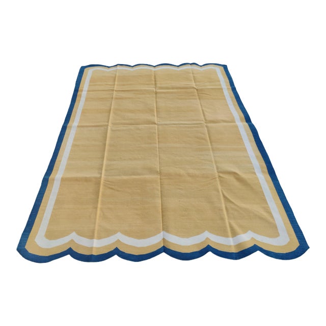 Handmade Cotton Vegetable Dyed Scalloped Edge Rug Yellow With Cream and Teal Blue Border - 8x10 For Sale