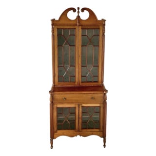 19th Century American Hepplewhite Cherry Wood Bookcase Cabinet For Sale