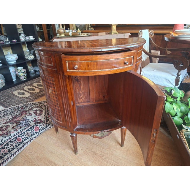 Italian Half-Moon Inlaid Cabinet with Bronze Friezes, 1960s For Sale - Image 16 of 18