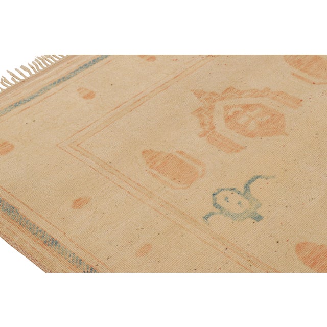 Handknotted Vintage Turkish Oushak Rug in Beige/Brown, Orange Geometric Pattern For Sale In New York - Image 6 of 8