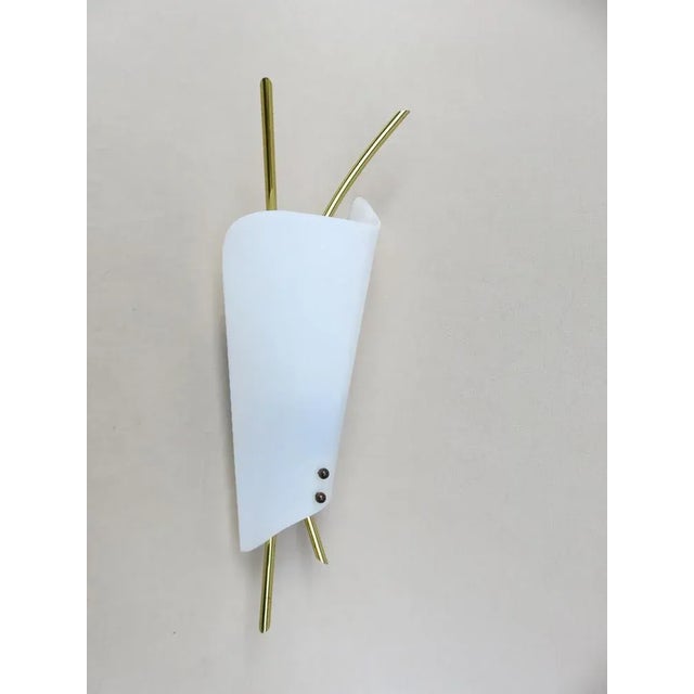 Wall Lights in Acrylic Glass & Brass, 1950s, Set of 2 For Sale - Image 4 of 18