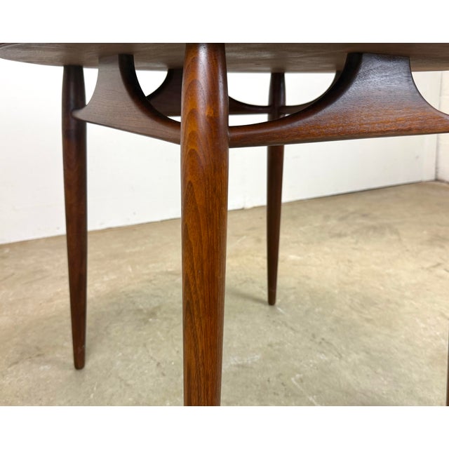 Restored Mid Century Modern Round Walnut Side Table by Heritage Henredon For Sale In New York - Image 6 of 11