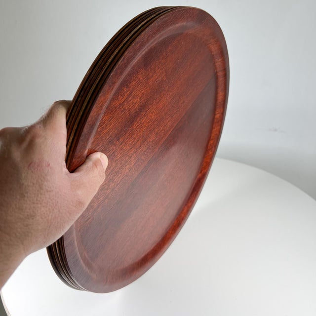 Brown 1960s Modern Set of 6 Round Serving Plates Bent Plywood For Sale - Image 8 of 10