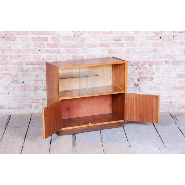 Mid-Century Bookcase in Oak & Glass attributed to Up Závody, Czech, 1950s For Sale - Image 4 of 12