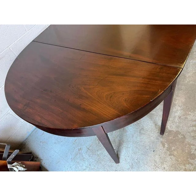 19th Century 19th Century Antique Federal Mahogany Two-Part Banquet Dining Table With 2 Leaves. For Sale - Image 5 of 12