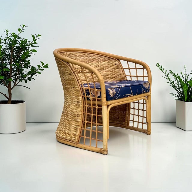 1980s 1980s Vintage Woven Rattan Wicker Barrel Chair For Sale - Image 5 of 11