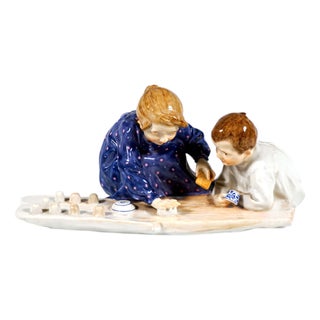 Art Nouveau Meissen Children Baking Sand Cakes Figurines by Hentschelkinder, 1906 For Sale