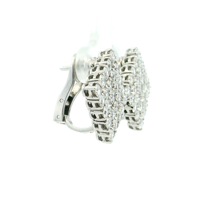 1990s Pair of Italian 18k White Gold 5 Carat Diamond Pavé Cluster Earrings For Sale - Image 14 of 18