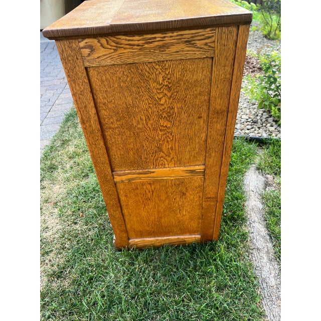 Antique Quarter Sawn Oak Cabinet Arts & Crafts Bar Cabinet For Sale In Minneapolis - Image 6 of 6