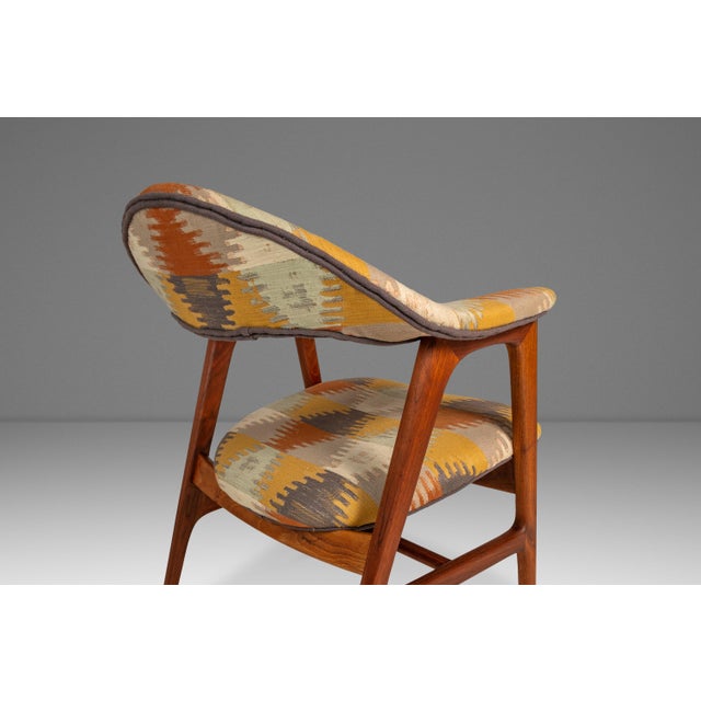 Set of Two (2) Mid-Century Danish Modern Armchairs in Teak W/ Bespoke Fabric by Erik Kirkegaard for Høng Stolefabrik, Denmark, C. 1950's For Sale - Image 13 of 18