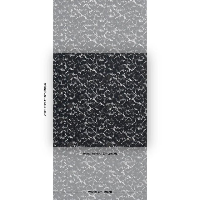 Tortoise is an imaginative take on one of the natural world's most dazzling materials. It's at once classic and utterly...