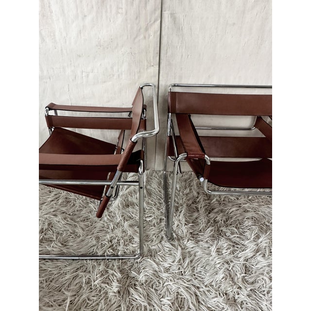 1980s Wassily B3 Armchairs in Cognac Leather by Marcel Breuer, 1980s, Set of 2 For Sale - Image 5 of 14