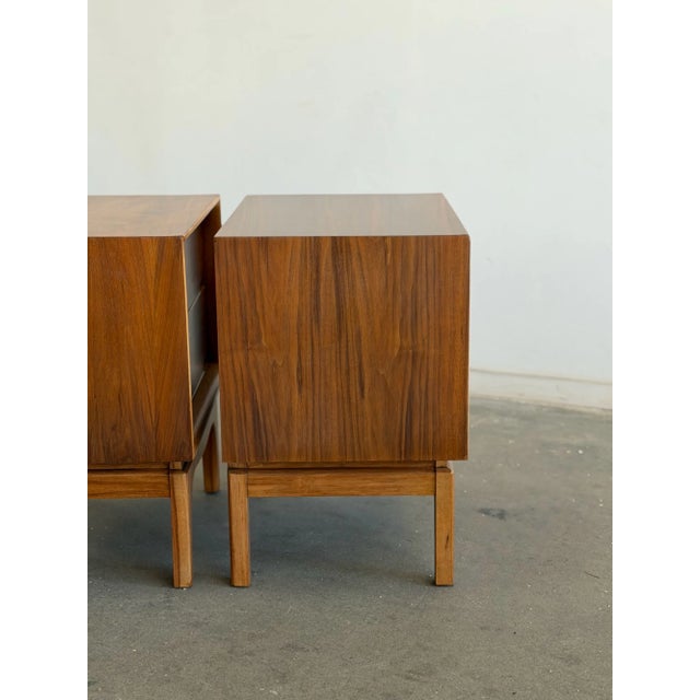 Brown Mid 20th Century Nightstands by Kent Coffey - Pair For Sale - Image 8 of 15