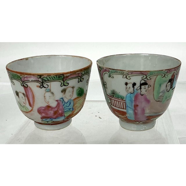 Early 20th Century Antique Chinese Export Famille Rose Medallion Porcelain Cups , Near Pair For Sale - Image 5 of 11