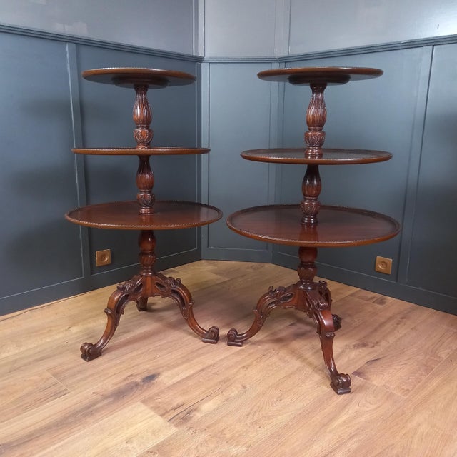 English 18th-Century Tripod Dumb Waiter Etagère For Sale - Image 18 of 18