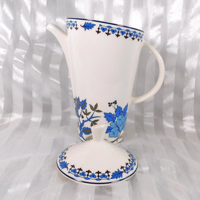 1980s Nueve San Isidro White Coffee Pot With Blue Floral Desgn For Sale - Image 4 of 8