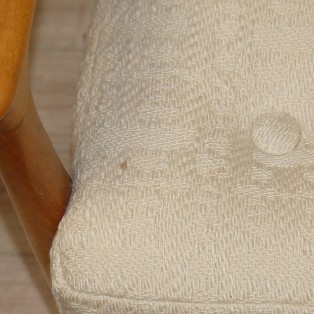 Mid-Century Modern Easy Armchair in Off-White Upholstery and Light Wood, 1960s For Sale - Image 10 of 13