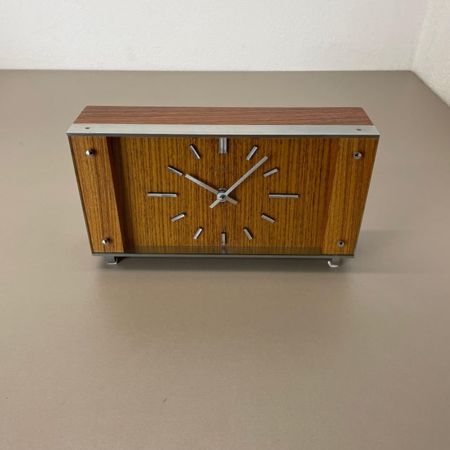 Modernist Teak and Metal Table Clock from Zentra, Germany, 1970s For Sale - Image 4 of 18