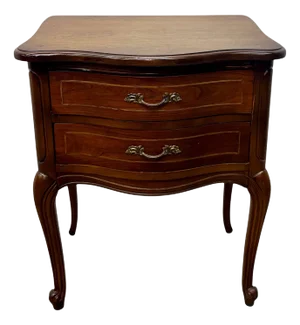 Vintage Dixie Traditional American Style Mahogany Nightstand / Side Table