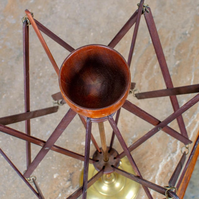 19th Century Antique Umbrella Swift Yarn Winder For Sale - Image 4 of 7