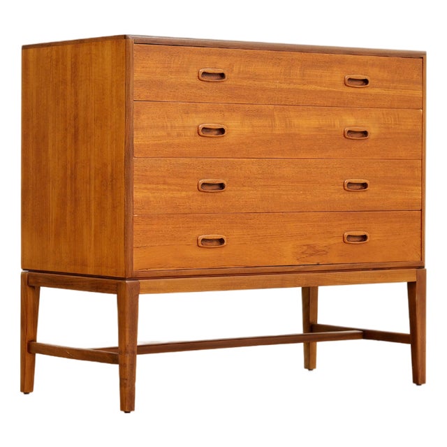 1960s Danish Modern Teak Dresser For Sale