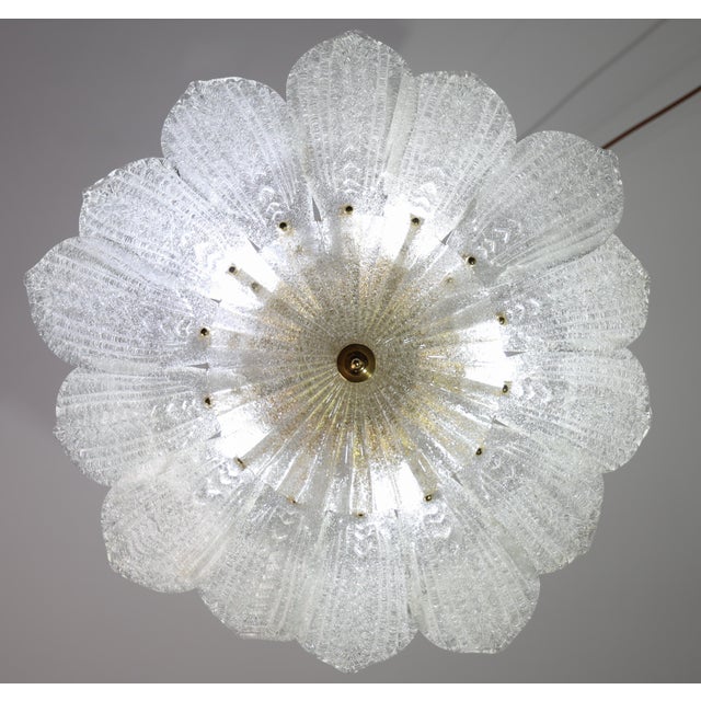 Transparent 1980s Como, Italian Murano Glass Ceiling Light or Flush Mount For Sale - Image 8 of 10