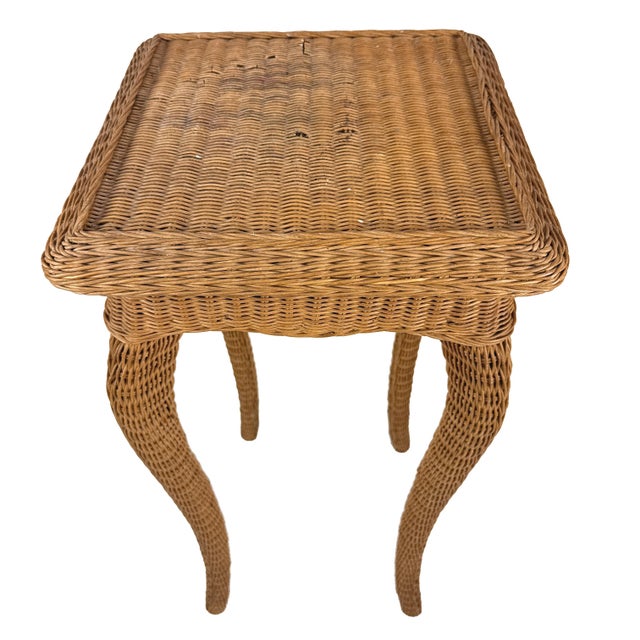 Vintage 1960s Tall Wicker Plant Stand W/ Wavy Cabriole Legs / Palm Beach Regency Pedestal For Sale - Image 9 of 17