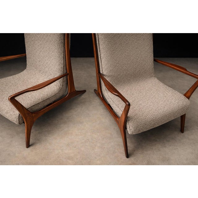 1950s Sculptural Pair of Brazilian Modernist Armchairs in Hardwood & Boucle by John Graz, Brazil, 1950s For Sale - Image 5 of 17