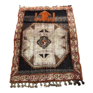 Accent Vintage Rug | Medallion | 3'4" X 4'5" For Sale