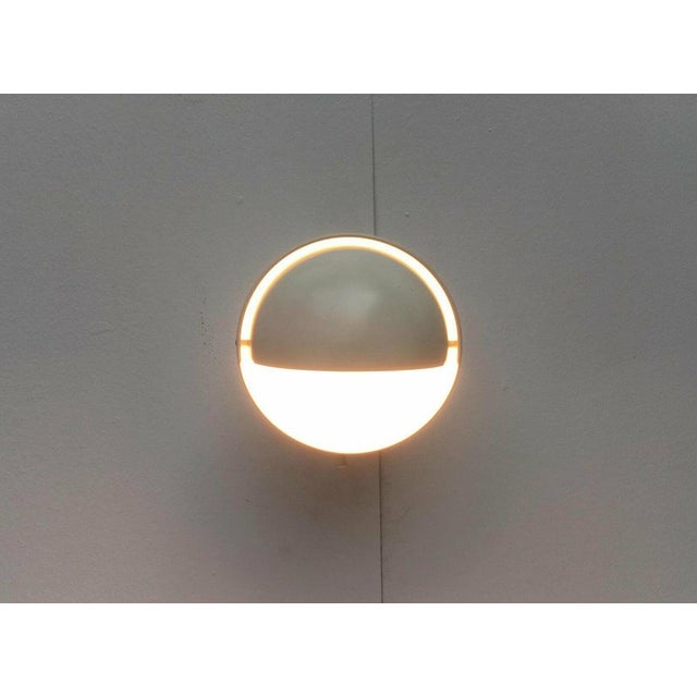 Mid-Century Dutch Space Age Wall Lamp by Radboud Van Beekum for Raak, 1960s For Sale - Image 15 of 18