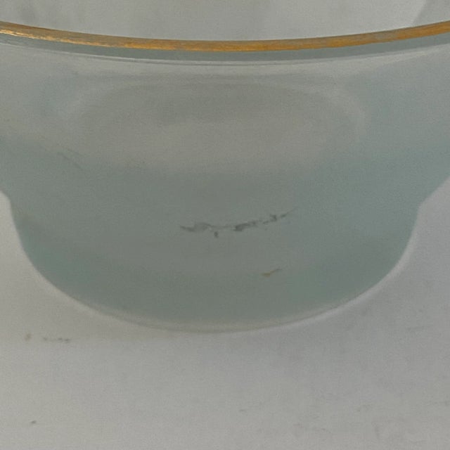 Blendo Vintage 1960s Blendo Frosted Pastel Glass Serving Bowls - Set of 4 For Sale - Image 4 of 10