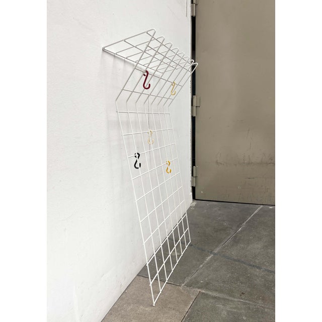 1960s Mid-Century Modern German Minimalist White String Coat Rack, 1960s For Sale - Image 5 of 18