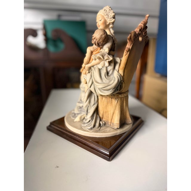 Late 20th Century Giuseppe Armani "Lady With Child" Figurine on a Wooden Base. For Sale - Image 9 of 10