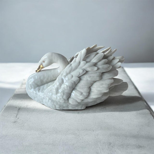 Vintage Lenox “The Graceful Swan” Porcelain Figurine | White Swan Home Décor For Sale - Image 12 of 13
