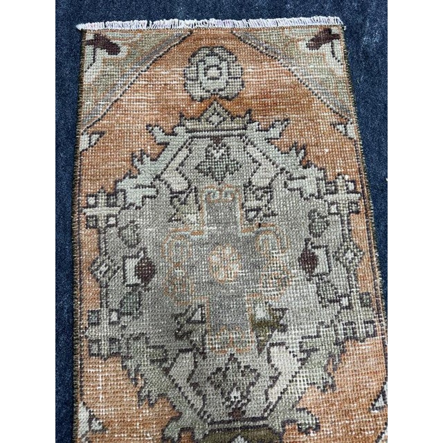 Turkish Yastik Rug 1'4" x 2'6" For Sale - Image 4 of 5
