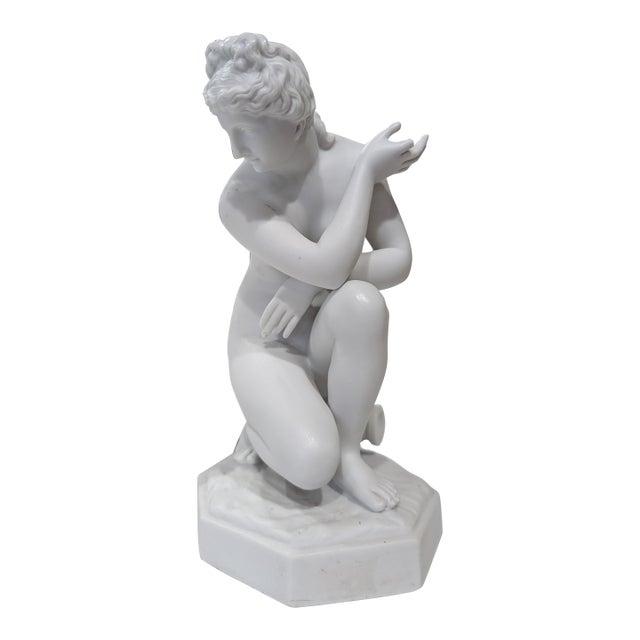 Antique Bisque Porcelain Crouching Venus Sculpture (Early 20th C) For Sale