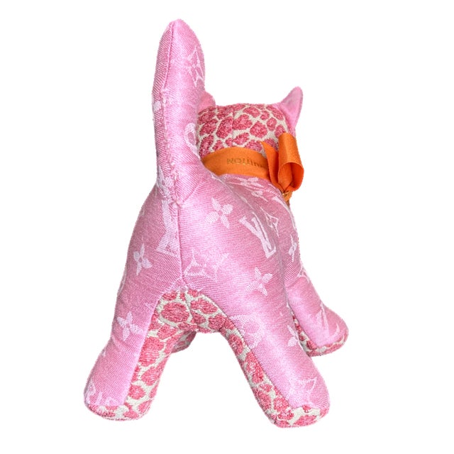 Vintage finds exclusively ours.&nbsp; Our vintage Louis Vuitton scarf animal menagerie is sustainably sourced, locally...