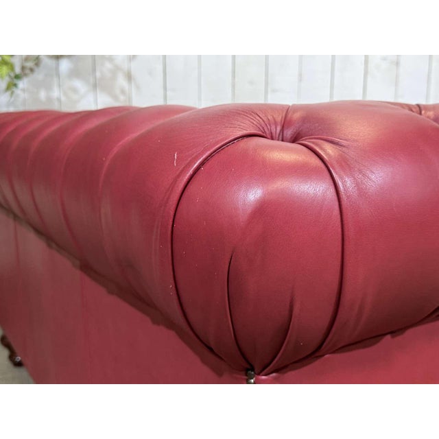 Chesterfield Two-Seater Sofa in Leather, 2000s For Sale - Image 11 of 18