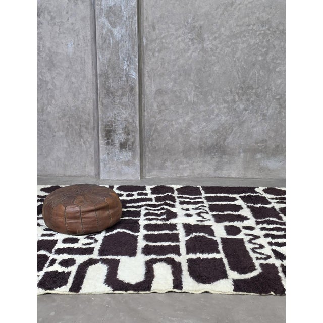 Textile Moroccan Area Rug - 9.2 X 6.4 Ft For Sale - Image 7 of 8