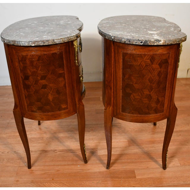 1890s Antique French Louis XV Walnut Marble Top Pair Nightstands Bedside Tables For Sale - Image 13 of 18
