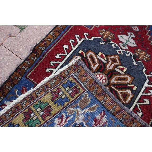 1990s Turkish Blue Medallion Yastik Rug For Sale - Image 12 of 13