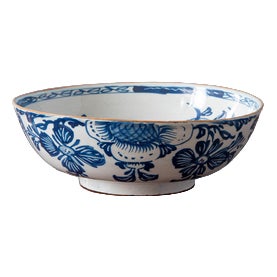 18th Century Dutch Delft Blue and White Floral Bowl For Sale