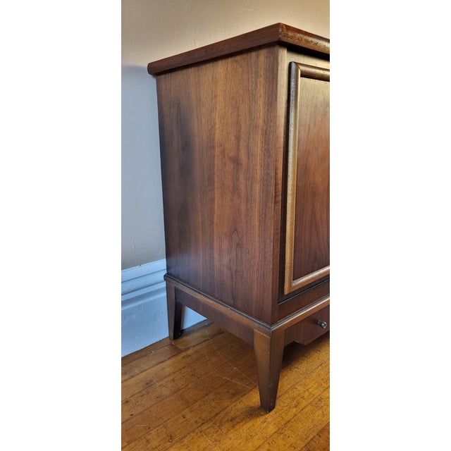 Vintage MCM Lane Record Cabinet-Tilt Down For Sale - Image 12 of 12