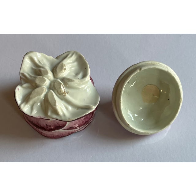 Antique 18th Century English Chelsea Porcelain Box as a Rose Bloom Circa 1755 For Sale - Image 10 of 18