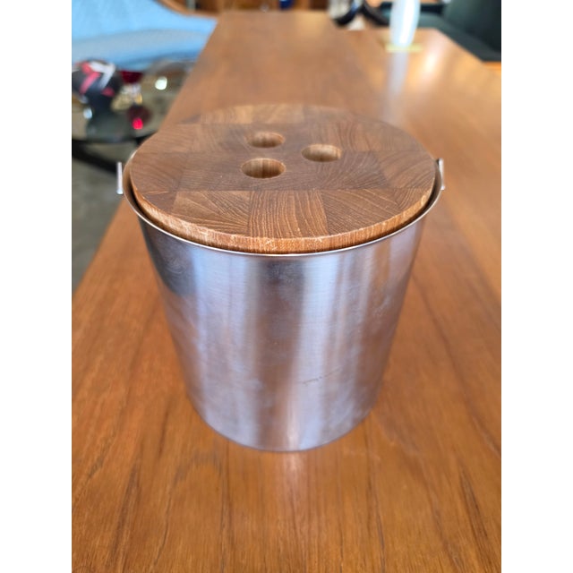 1970s 1970s Mid-Century Modern Steel and Teak Cylinda Line Ice Bucket by Arne Jacobsen for Stelton For Sale - Image 5 of 12
