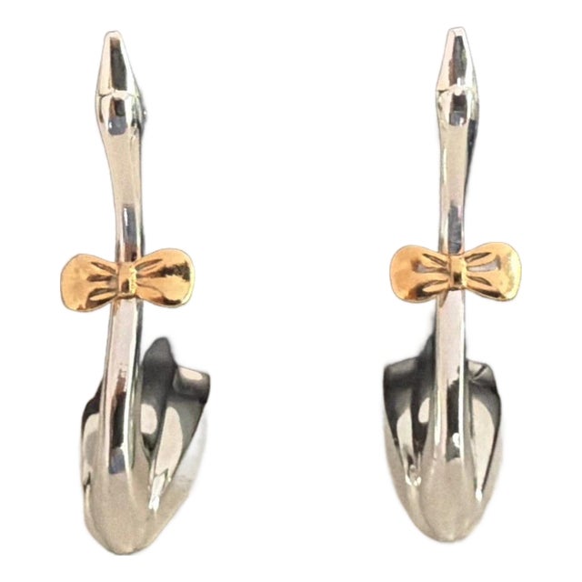 New Pair of Mikimoto Silver-Plated Swans with Gold Bows - Wedding Place Cards For Sale