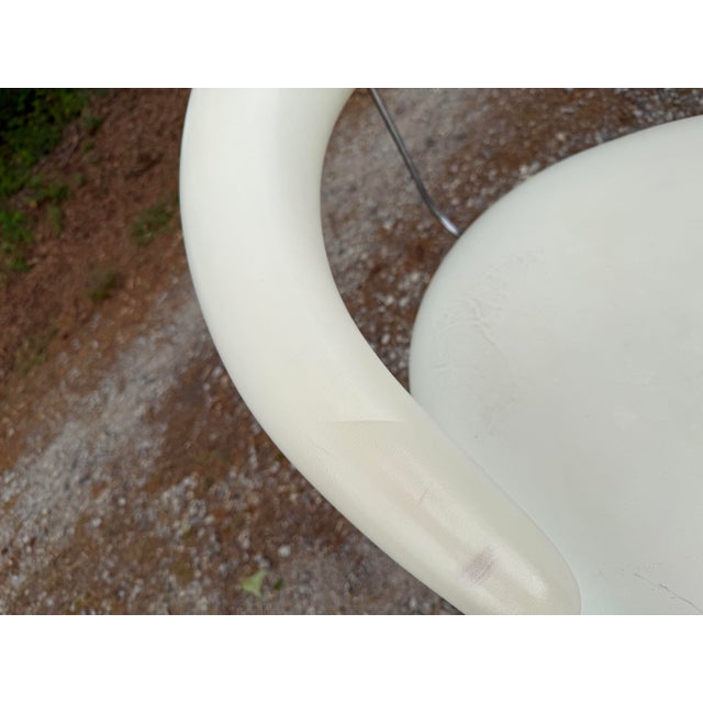 Mid 20th Century BauHaus Ss33 Cantilevered Barstools by Anton Lorenz for Thonet - Set of Four For Sale In Atlanta - Image 6 of 12