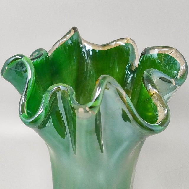 1970s Murano Glass Fazzoletto Vase from Dogi, Italy, 1970s For Sale - Image 5 of 9