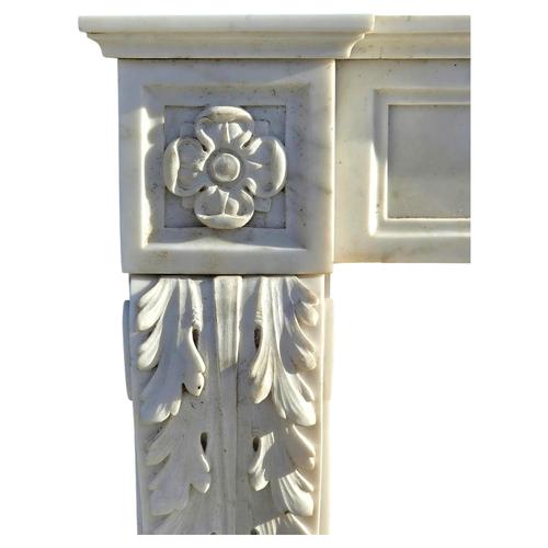 Early 19th Century Fireplace in Italian Carrara Marble For Sale - Image 6 of 9