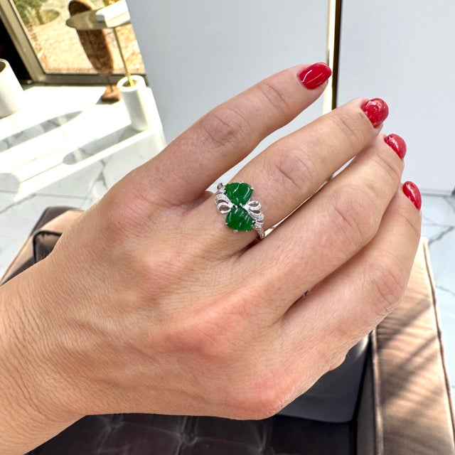 Metal 18k White Gold 1.30ct Delicate Green Icy Jadeite Jade Diamond Cocktail Ring, Size 6 For Sale - Image 7 of 8